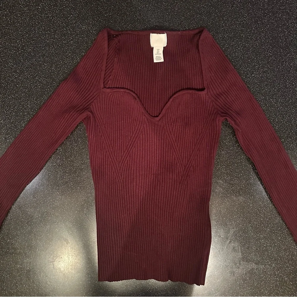 H&M Burgundy Ribbed Long Sleeve Top